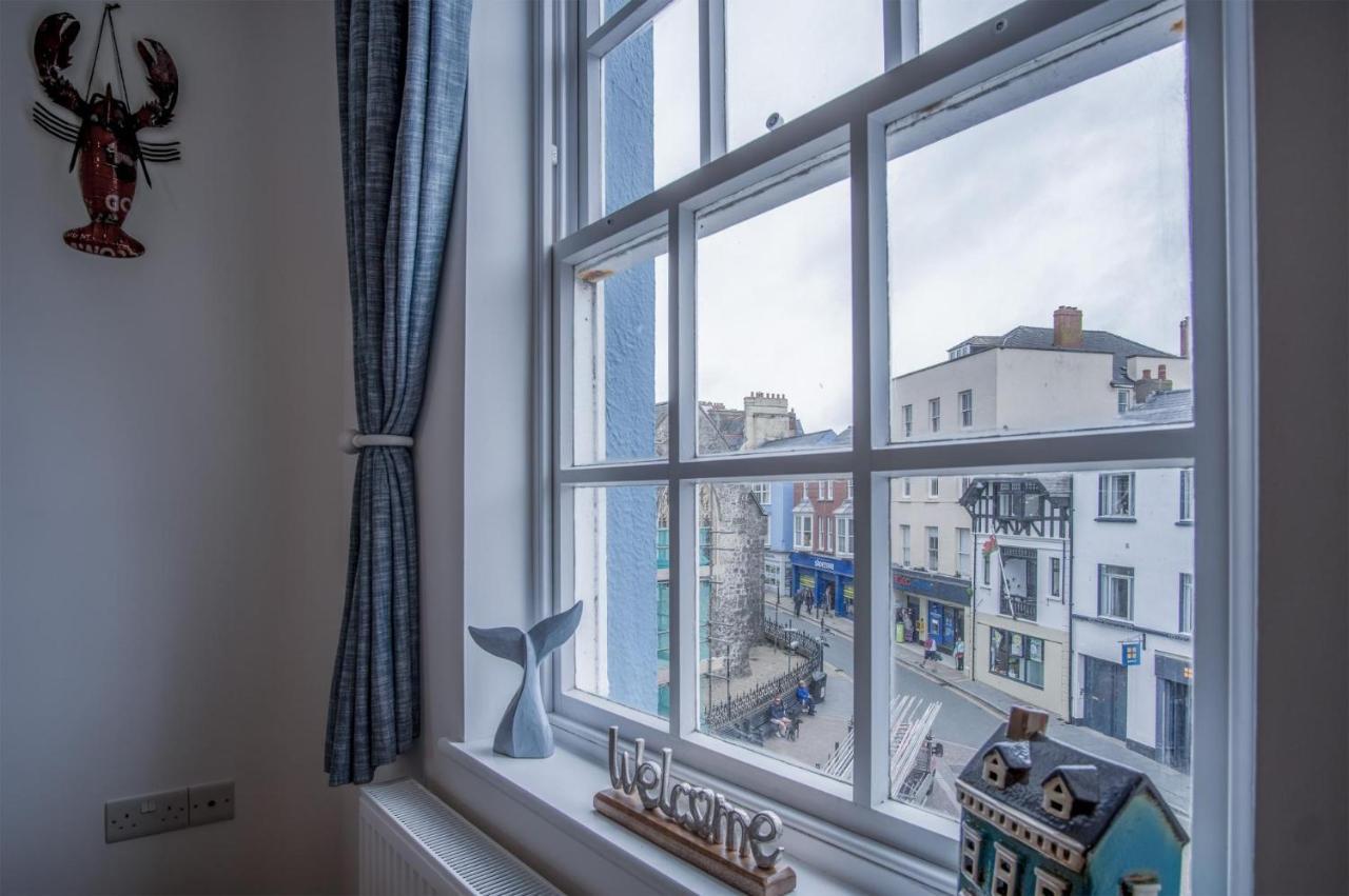 Ramsey Apartment - 2 Bedroom Apartment - Тенби Экстерьер фото