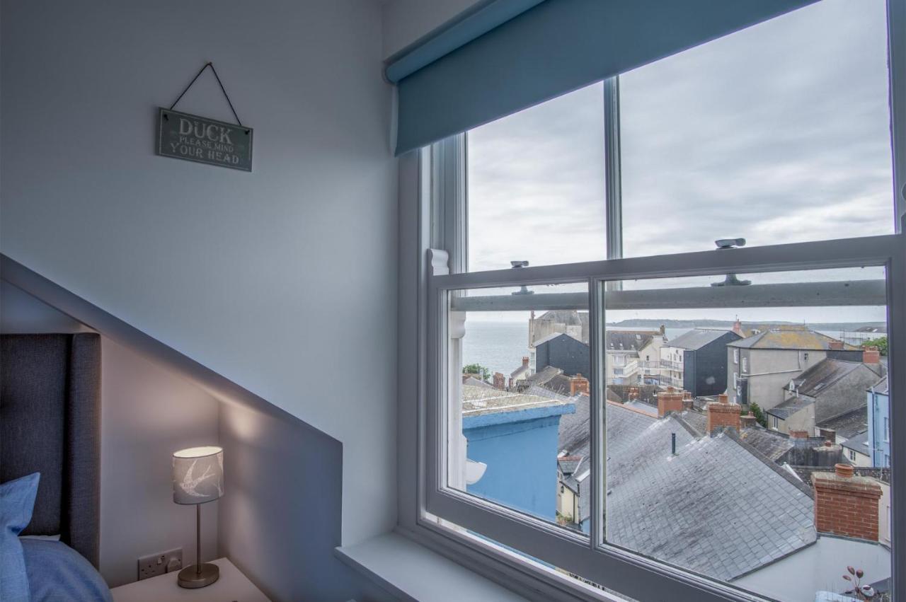 Ramsey Apartment - 2 Bedroom Apartment - Тенби Экстерьер фото
